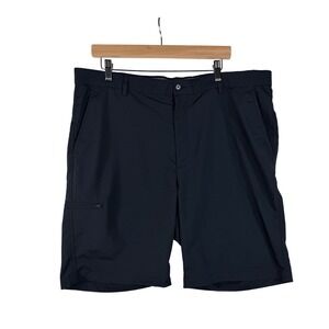 Greg Norman Men's Shorts‎ size 40 Blue